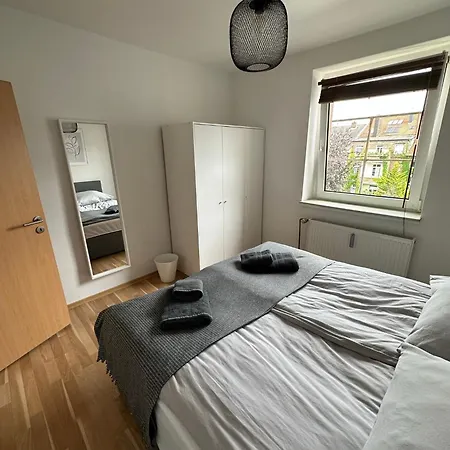 Schoene Wohnung Im Herzen Von Koeln Ehrenfeld Exterior photo